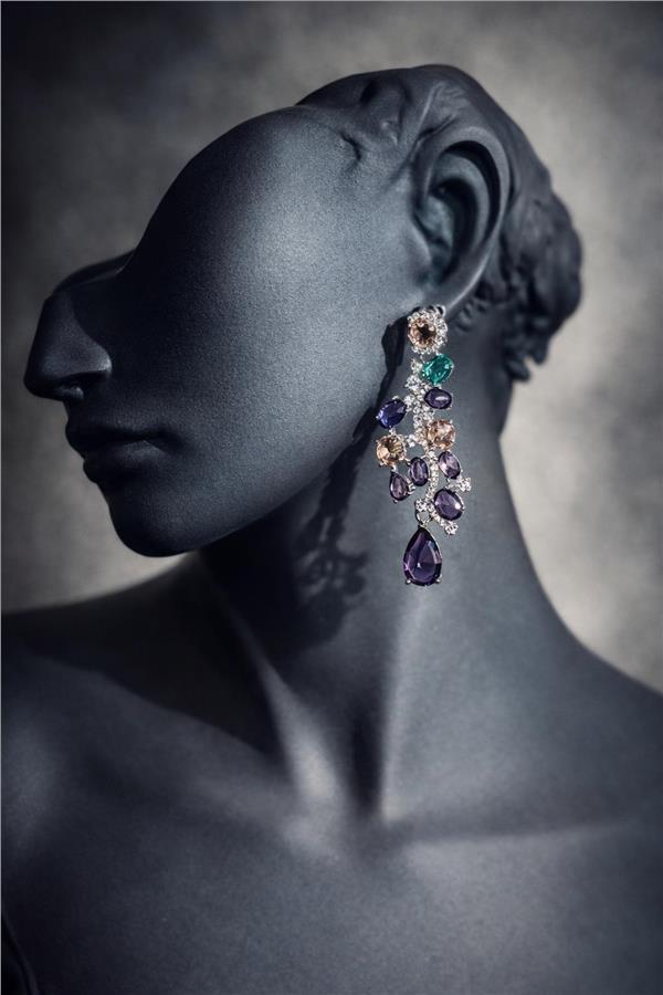 Laura Mor Yeşil Taşlı Şık Statement Küpe